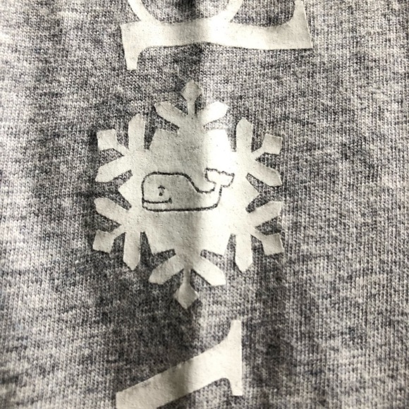 Vineyard Vines Women’s  Winter Whale Long Sleeve Lightweight Shirt Size XS - Picture 10 of 14